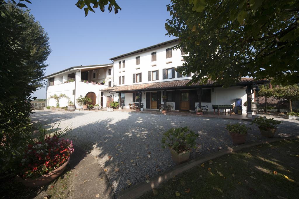 La Pioppa Agriturismo ซาชิเล ภายนอก รูปภาพ